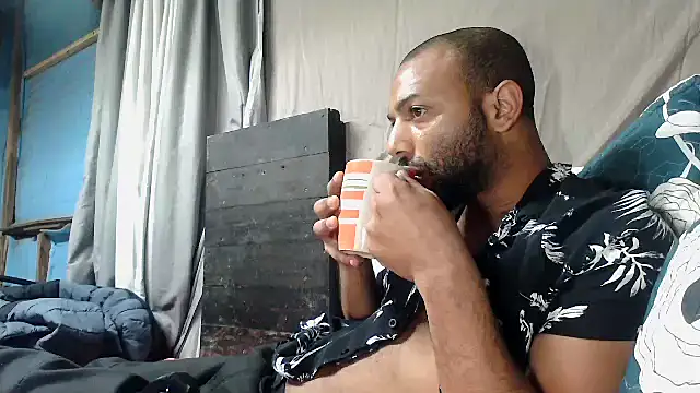 Camodick online show from June 18, 2026, 9:41 pm