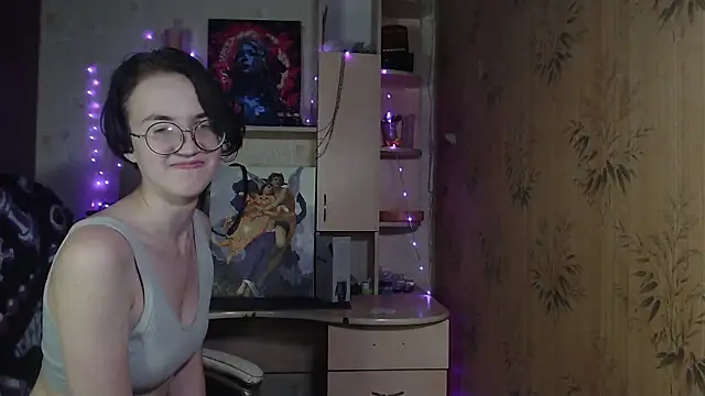 Snapshot of Alessa_Kiss chatting on May 22, 2026, 5:18 pm Alessa Kiss online show from May 22, 2026, 5:18 pm