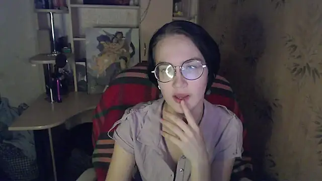 Snapshot of Alessa_Kiss chatting on May 28, 2026, 5:21 pm Alessa Kiss online show from May 28, 2026, 5:21 pm