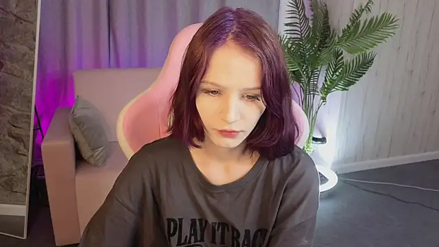 Snapshot of AliceJohansone chatting on May 31, 2026, 1:25 am AliceJohansone online show from May 31, 2026, 1:25 am