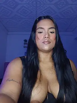 Snapshot of latin_indian chatting on May 15, 2026, 5:58 am latin indian online show from May 15, 2026, 5:58 am
