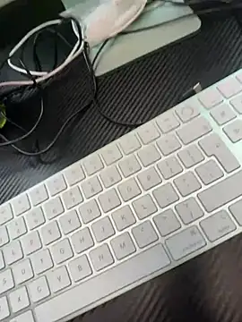 Snapshot of SophiePale chatting on February 3, 2026, 3:17 pm SophiePale online show from February 3, 2026, 3:17 pm