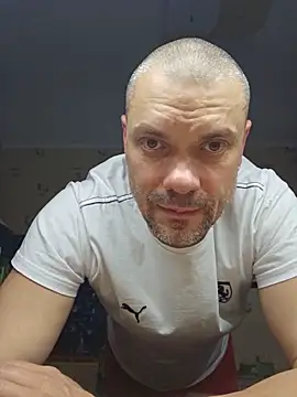 DaddyMarlboro online show from May 18, 2026, 6:58 pm