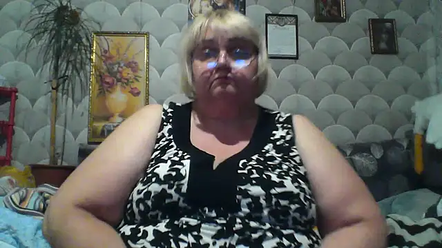 MarinaFarina53 online show from May 29, 2026, 5:55 pm