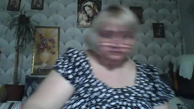 MarinaFarina53 online show from May 30, 2026, 5:59 am