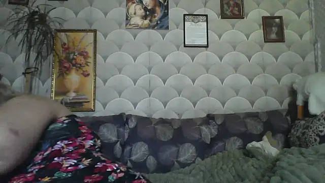 Snapshot of MarinaFarina53 chatting on June 20, 2026, 7:44 am MarinaFarina53 online show from June 20, 2026, 7:44 am
