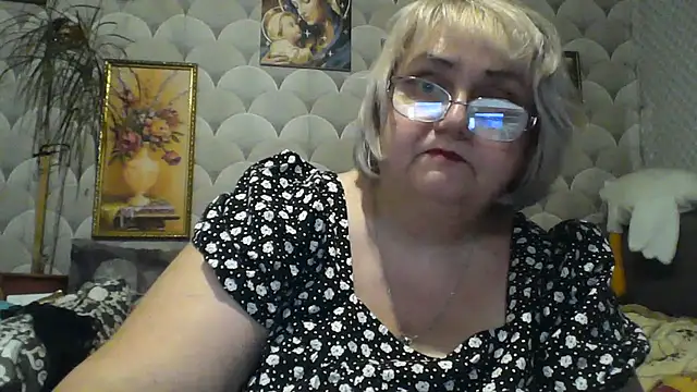 Snapshot of MarinaFarina53 chatting on July 5, 2026, 4:58 pm MarinaFarina53 online show from July 5, 2026, 4:58 pm