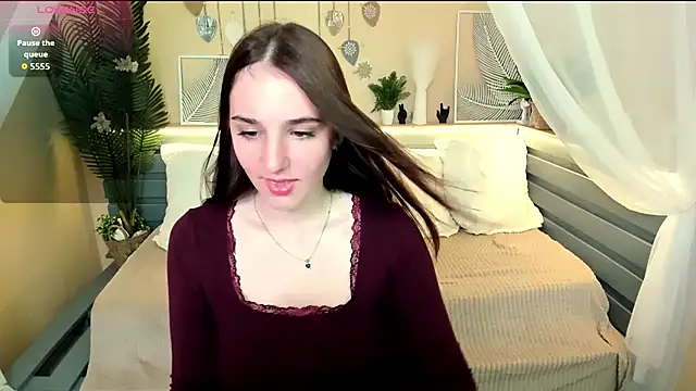 Maya Winters online show from July 14, 2026, 10:32 am