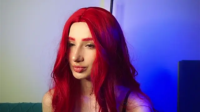 Molly Gerl online show from May 10, 2026, 7:35 am
