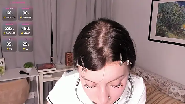 Snapshot of BlancheMarca chatting on May 19, 2026, 6:58 pm BlancheMarca online show from May 19, 2026, 6:58 pm