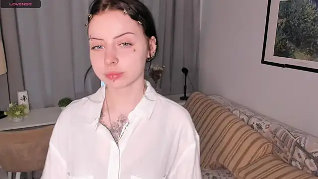 Snapshot of BlancheMarca chatting on May 20, 2026, 5:08 pm BlancheMarca online show from May 20, 2026, 5:08 pm