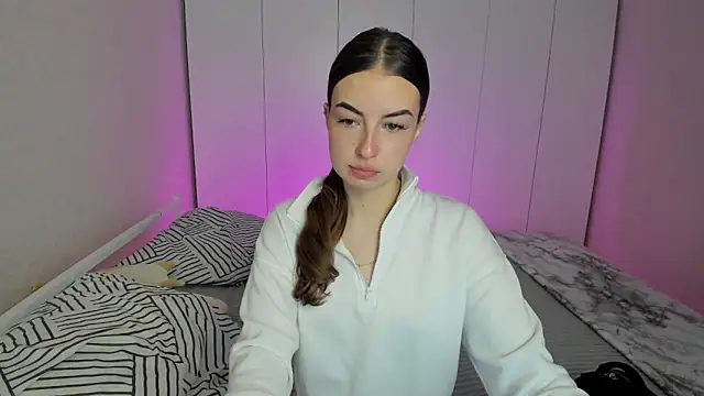 Snapshot of kelly_sallazar chatting on May 16, 2026, 10:01 am kelly sallazar online show from May 16, 2026, 10:01 am
