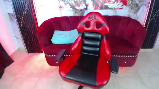 Snapshot of SCARLET_ROUSE_M chatting on May 25, 2026, 7:09 pm SCARLET ROUSE M online show from May 25, 2026, 7:09 pm