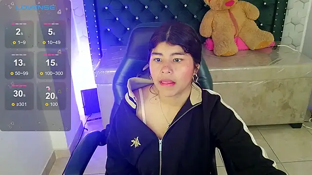 Snapshot of Mia_kittie_m chatting on May 12, 2026, 7:22 pm Mia kittie m online show from May 12, 2026, 7:22 pm