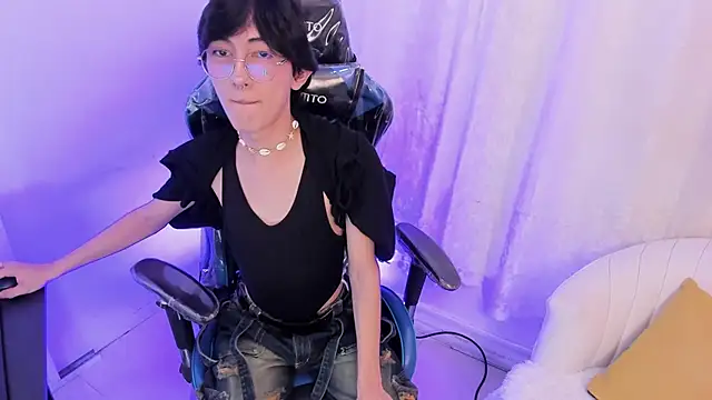 LittlePrince  online show from May 16, 2026, 3:58 am