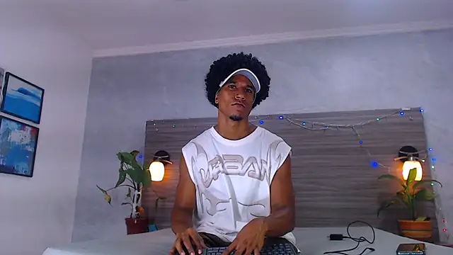 Dilan Hall online show from May 28, 2026, 3:53 pm
