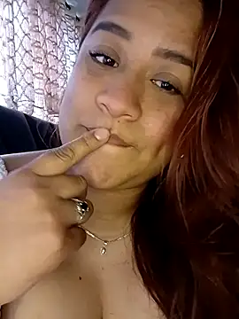 Snapshot of AriaGomez_ chatting on May 20, 2026, 8:59 pm AriaGomez online show from May 20, 2026, 8:59 pm