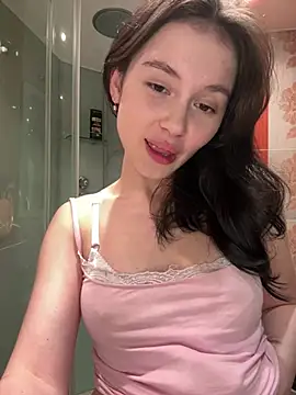 EvaHearts online show from May 30, 2026, 10:29 pm