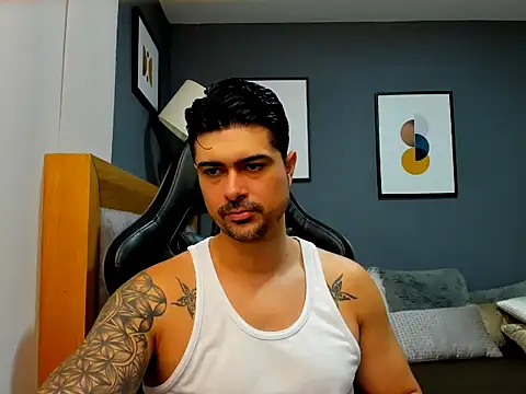 Snapshot of ZEI-001 chatting on May 24, 2026, 8:41 am ZEI-001 online show from May 24, 2026, 8:41 am