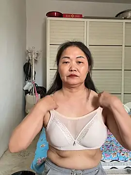hannzn online show from May 29, 2026, 12:52 am
