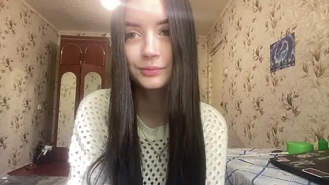 Snapshot of MilanaLush chatting on May 10, 2026, 10:20 am MilanaLush online show from May 10, 2026, 10:20 am