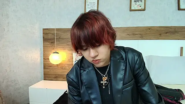 Snapshot of Bj_Olivine chatting on May 30, 2026, 8:17 pm Bj Olivine online show from May 30, 2026, 8:17 pm