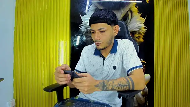 Sexy Boy203 online show from May 23, 2026, 8:24 pm
