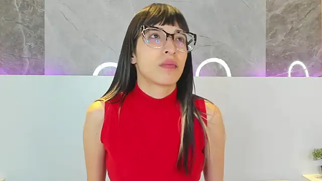 EmiliaBell  online show from July 2, 2026, 12:55 pm