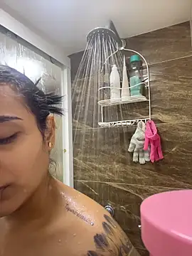 Snapshot of pamela_morena chatting on May 27, 2026, 5:32 pm pamela morena online show from May 27, 2026, 5:32 pm