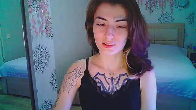 Snapshot of HarrisLola chatting on May 24, 2026, 4:12 pm HarrisLola online show from May 24, 2026, 4:12 pm
