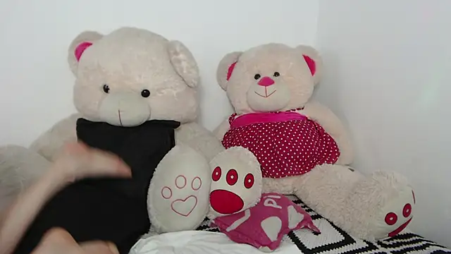 Snapshot of Natalia_Dahlia chatting on May 17, 2026, 7:32 pm Natalia Dahlia online show from May 17, 2026, 7:32 pm