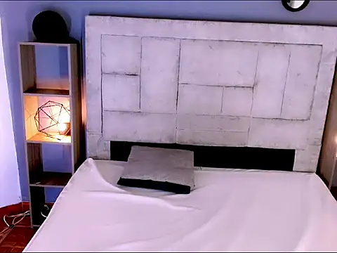 Snapshot of Hera_Persefone chatting on May 28, 2026, 12:30 am Hera Persefone online show from May 28, 2026, 12:30 am