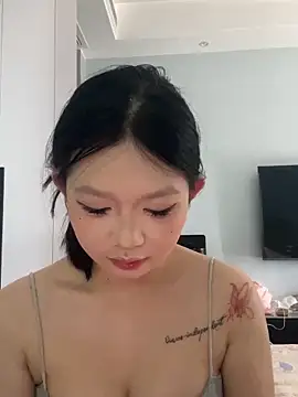 shuyuanli445 online show from May 20, 2026, 6:30 am