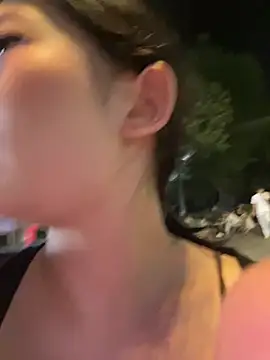 shuyuanli445 online show from May 29, 2026, 1:31 pm