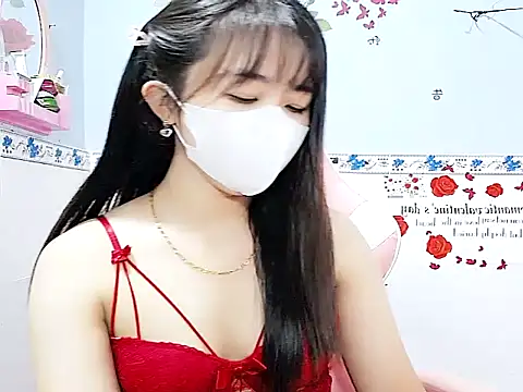 Snapshot of Emilysexy_cut chatting on May 16, 2026, 4:53 am Emilysexy cut online show from May 16, 2026, 4:53 am
