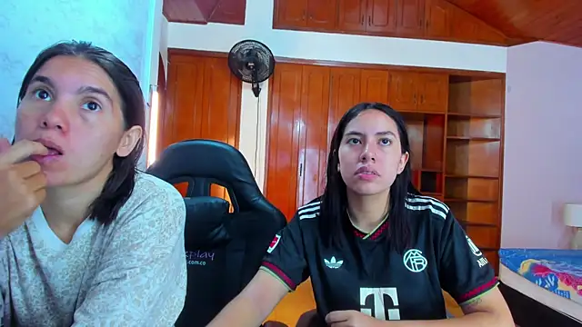 Soffy and Emily online show from July 15, 2026, 12:43 pm