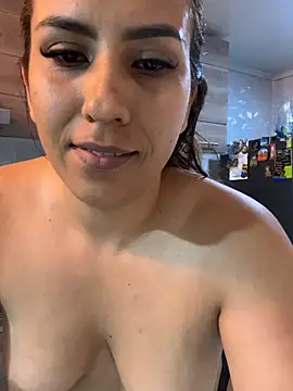 Snapshot of Secret_obsession26 chatting on May 28, 2026, 10:45 am Secret obsession26 online show from May 28, 2026, 10:45 am