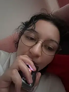 Lulu Lu online show from July 13, 2026, 1:19 am