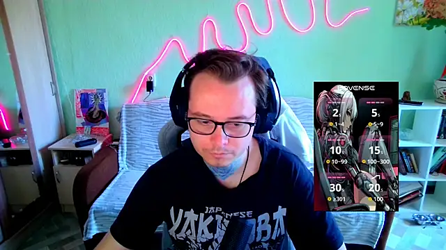 Snapshot of MeLanXolik chatting on June 21, 2026, 5:32 am MeLanXolik online show from June 21, 2026, 5:32 am