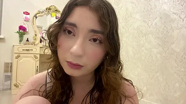 Rosie Sweety online show from July 2, 2026, 7:20 pm