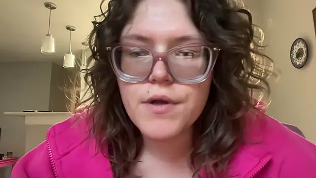 cozyqt94 online show from May 16, 2026, 1:13 am