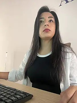 Snapshot of Tabatha_11 chatting on May 23, 2026, 12:09 pm Tabatha 11 online show from May 23, 2026, 12:09 pm