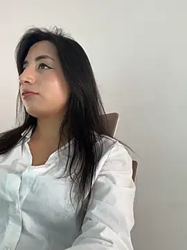 Snapshot of Tabatha_11 chatting on May 26, 2026, 6:37 pm Tabatha 11 online show from May 26, 2026, 6:37 pm