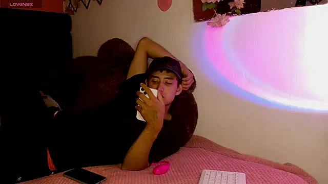 duke fucks online show from May 31, 2026, 3:36 am