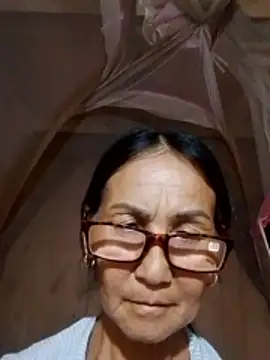 Snapshot of Magy-006 chatting on May 18, 2026, 5:02 am Magy-006 online show from May 18, 2026, 5:02 am