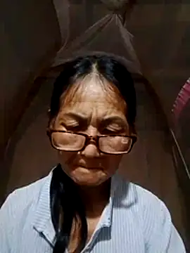 Snapshot of Magy-006 chatting on May 21, 2026, 9:11 pm Magy-006 online show from May 21, 2026, 9:11 pm