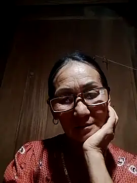 Snapshot of Magy-006 chatting on May 30, 2026, 6:43 am Magy-006 online show from May 30, 2026, 6:43 am