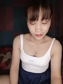 Snapshot of Logii_x chatting on May 24, 2026, 4:56 pm Logii x online show from May 24, 2026, 4:56 pm