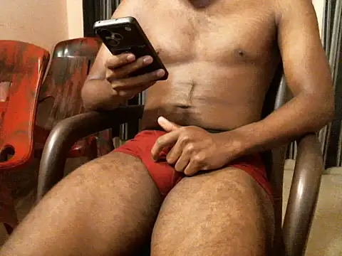 Snapshot of B-B-C-8 chatting on July 2, 2026, 3:23 am B-B-C-8 online show from July 2, 2026, 3:23 am