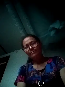Snapshot of Vieekee chatting on May 14, 2026, 10:27 pm Vieekee online show from May 14, 2026, 10:27 pm